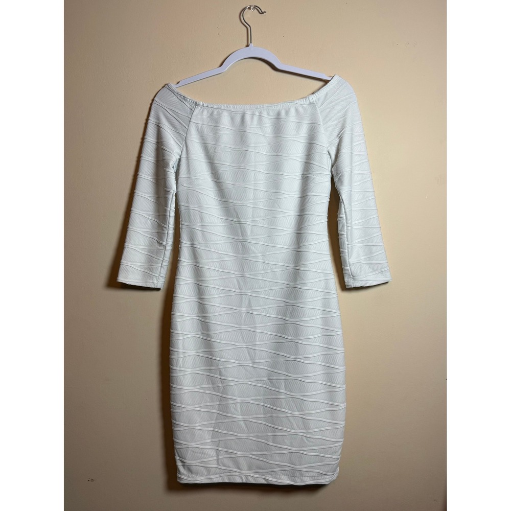 Rebecca B White Off The Shoulder Textured Sheath Mini Dress Size 4 Zipper LWD